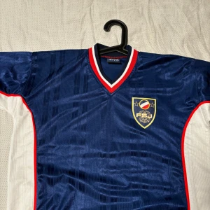 Retro Serbien Montenegro  - Retro 2006 tror jag