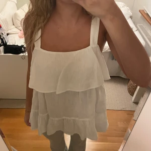 Vitt topp  - Vitt topp från Zara 