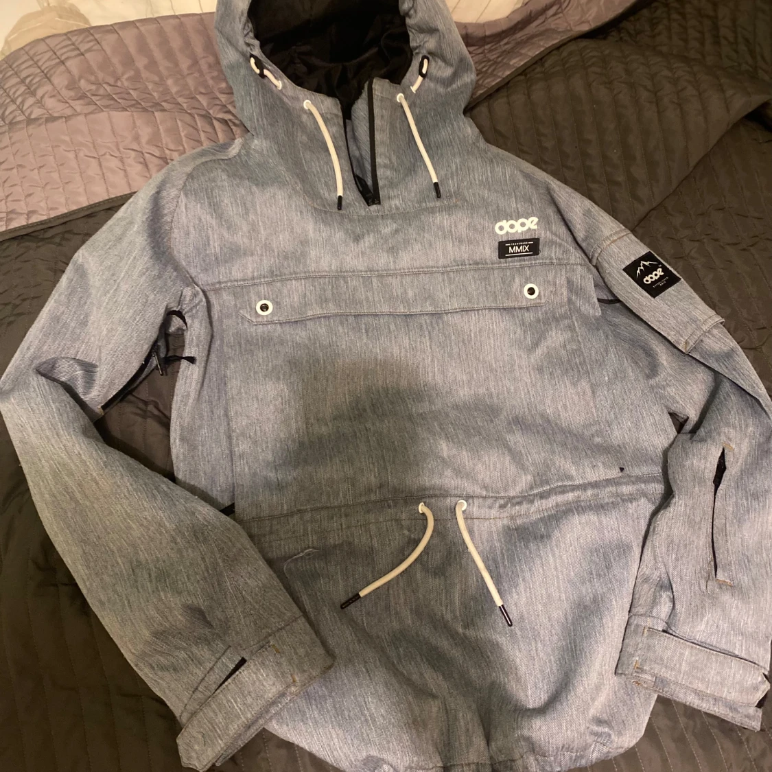 Grå jacka från Dope