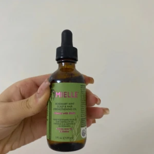 Rosemary olja mielle  - Helt ny inte ens öppnad. Fick i present och har redan en jag öppnat. 