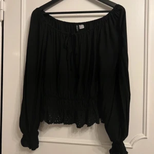 Topp med detaljer - Använd gärna köp nu! 🎀❤️