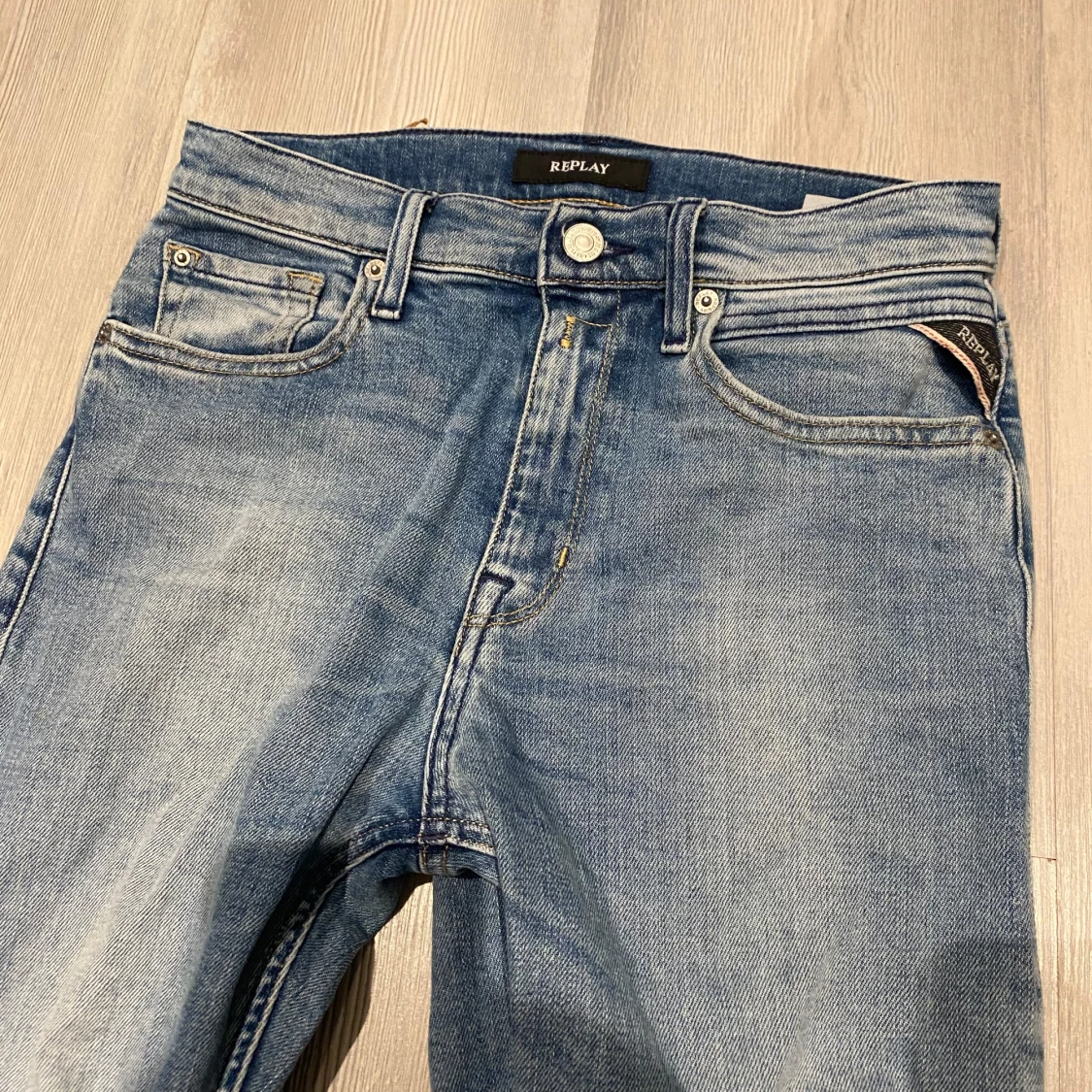 Blå jeans från Replay - 90