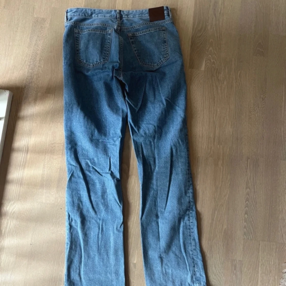 Blå jeans med låg midja - 91