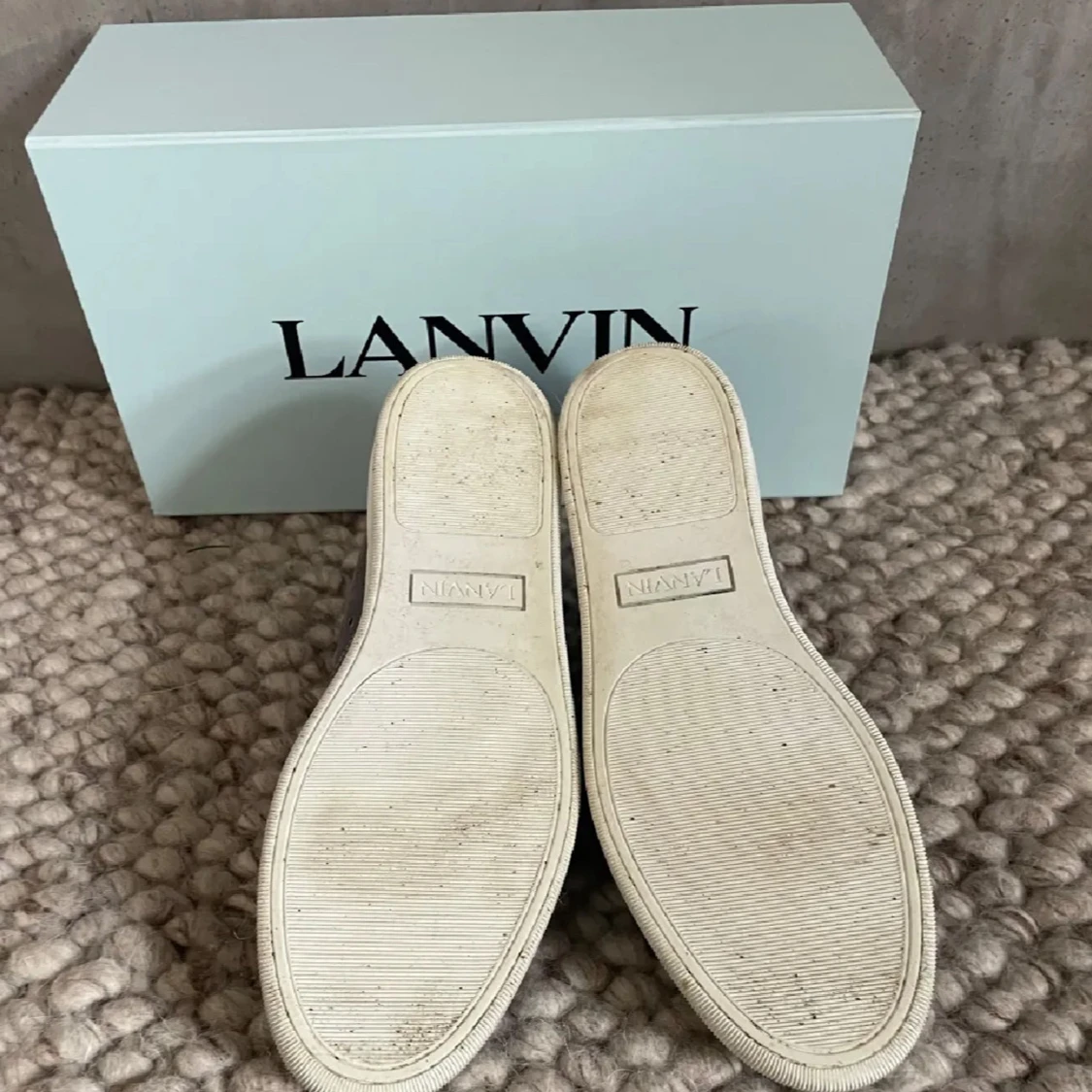 Grå sneakers från Lanvin - 91
