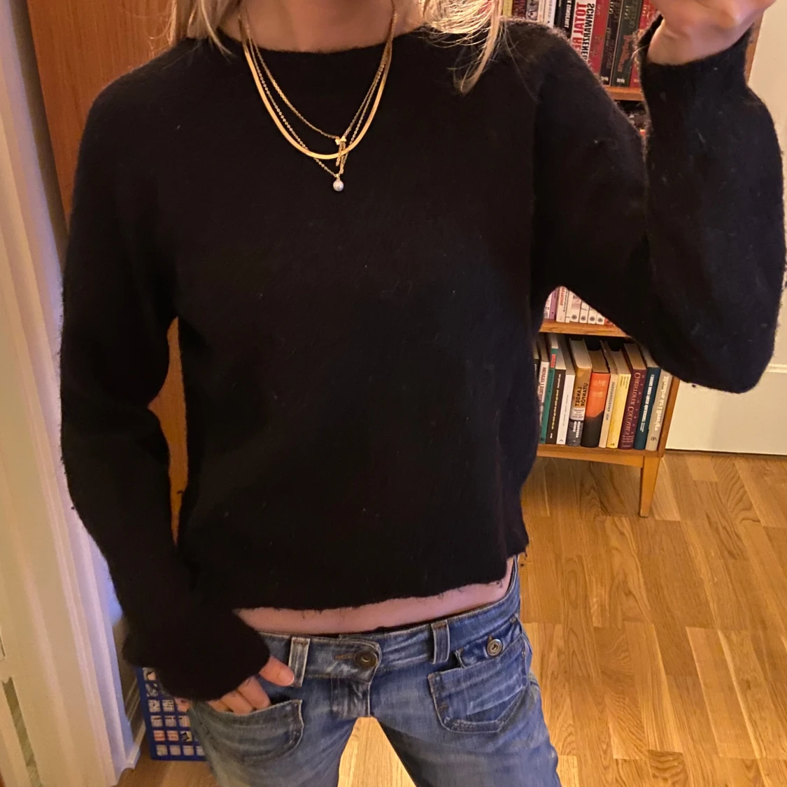 Svart stickad tröja