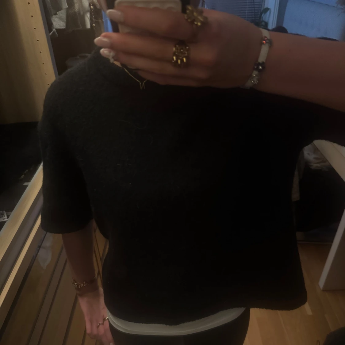 Svart kortärmad tröja  - 90