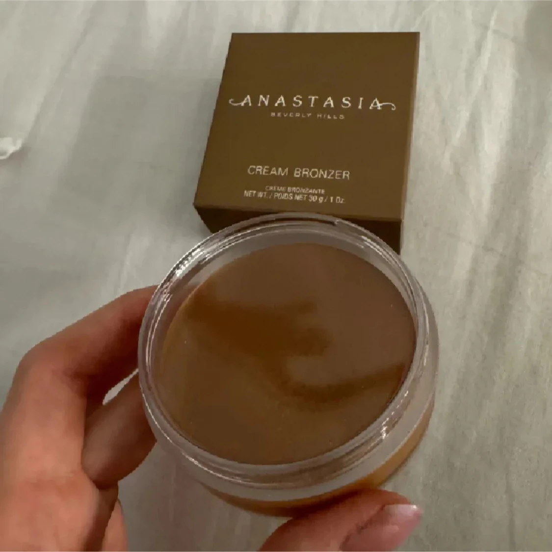 Anastasia Beverly Hills Cream Bronzer - 90