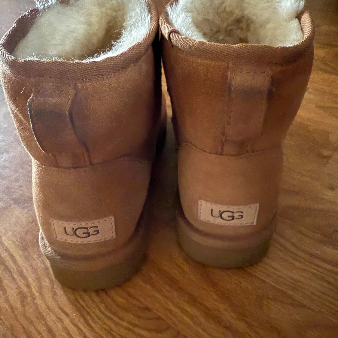 Uggs i storlek 40 - 91