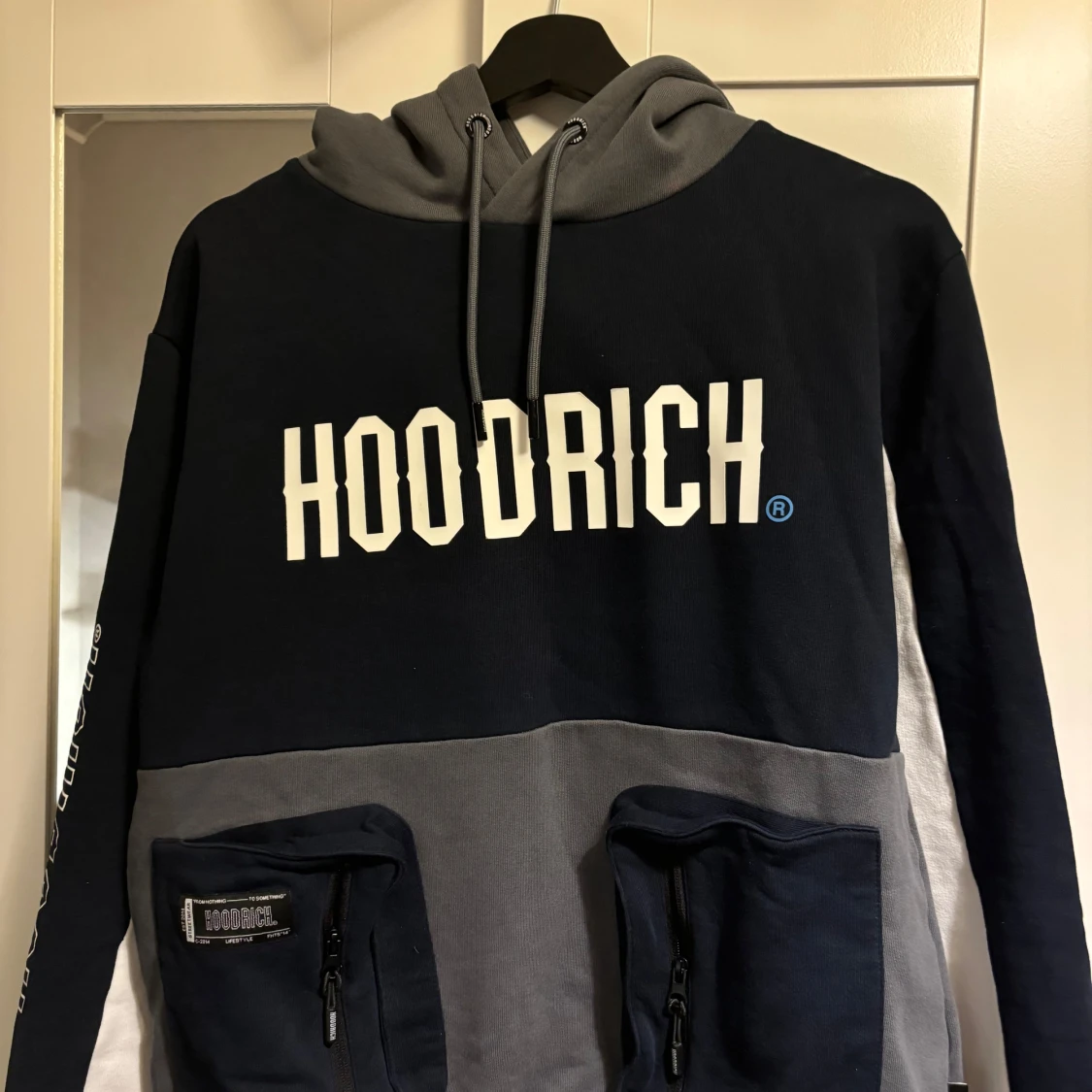 Hoodrich sett