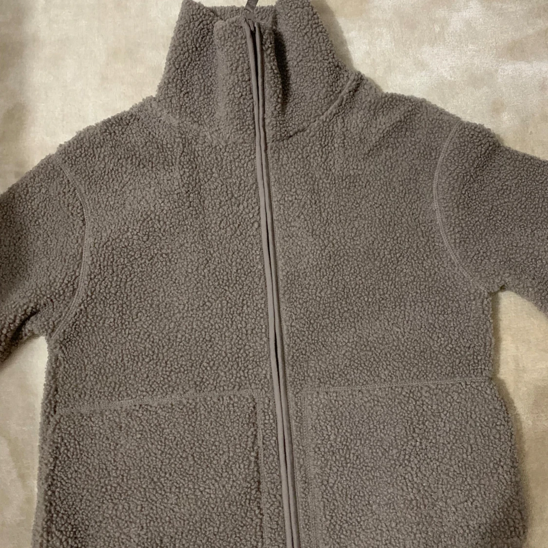 Brun jacka i pilé  - 93