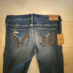 Lågmidjade hollister jeans💗 - Aldrig använt, prislapp kvar 💗 storlek 26 vilket motsvarar ungefär xxs/xs