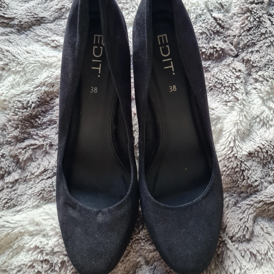 Svarta Klackskor - 91