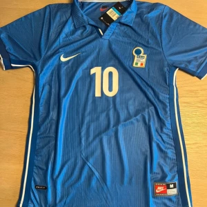 Roberto baggio  - Baggio Italien tröja 