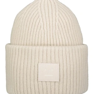 Mössa - Tänkte kolla intresset på min acne mössa. Super bra skick använd 2-3 gånger💕