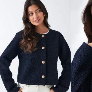 Soft Jacket  - Från Gina Tricot. Den har inga defekter eller liknande och är använd 1-2 gånger, skriv om du vill ha fler bilder 💗