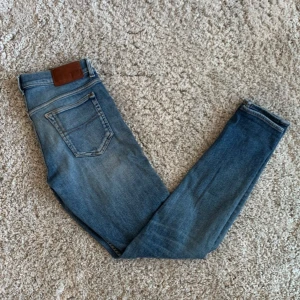 Tiger of Sweden jeans  - Ett pr blåa tiger of Sweden jeans i storlek 31/34. Hör av dig vid minsta fundering eller fråga;)