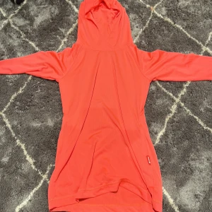 Bra tränings hoodie - Aldrig andvänt 