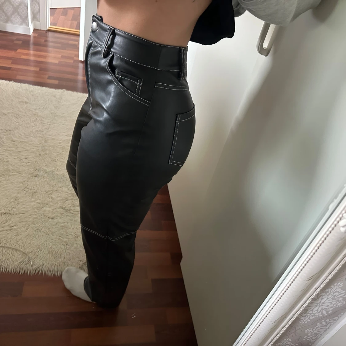 Lojsan Wallin X NAKD - 90