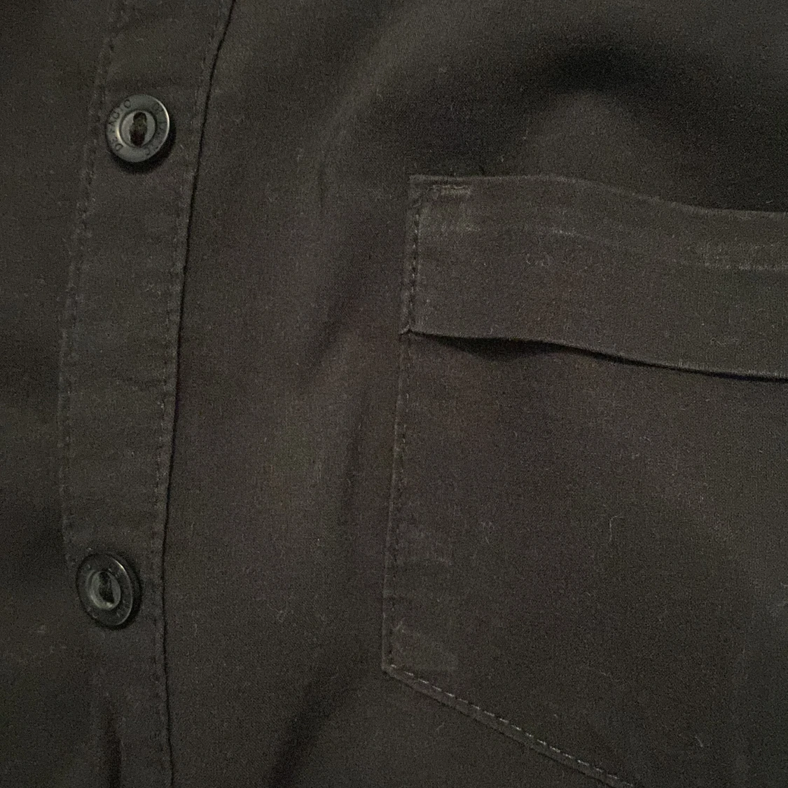 Svart kortärmad skjorta från De Facto - 93