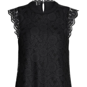 Topp från pieces!!  - Spets topp/blus från pieces, köpte den till julafton och bara använd då!! 💗 storlek xs