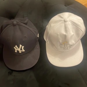 Kepsar - En för 250 båda för 400