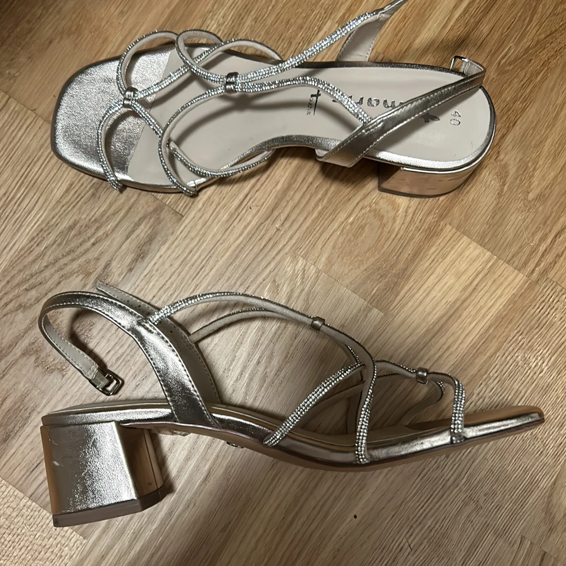 Glittriga klackar - 90