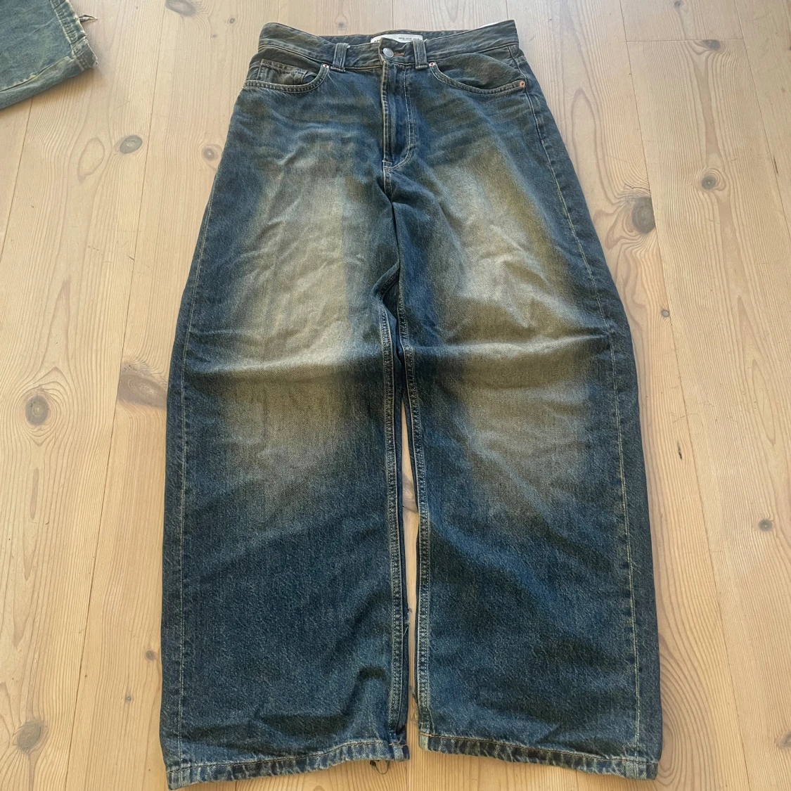 BERSHKA Baggy Jeans