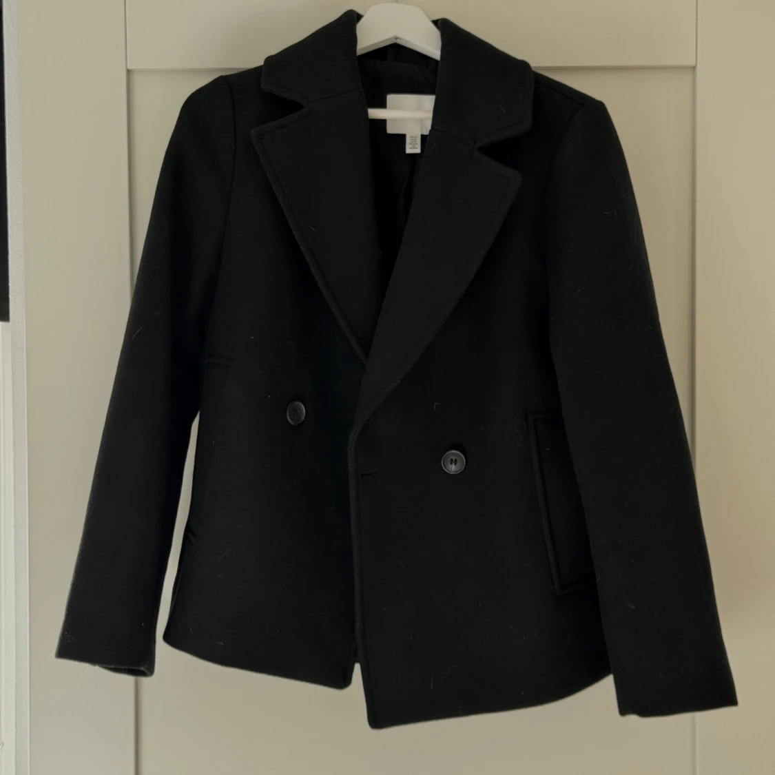 Svart skepparjacka från H&M, aldrig använd