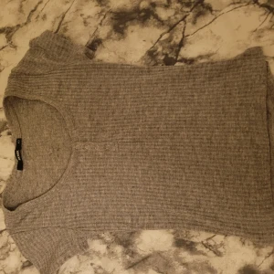 Grå t-shirt - Haft den ett bra tag men nästan aldrig använt