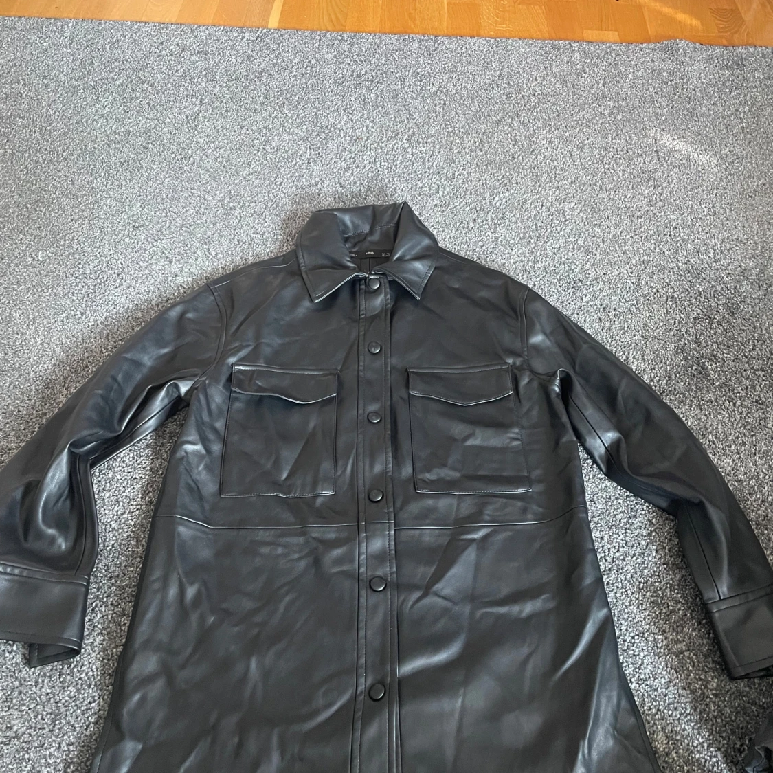 Läderskjorta