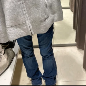 Lågmidjade jeans - Snygga jeans från Pepe jeans💗 Midjemått 35,5 cm Innerbenslängd 78 cm