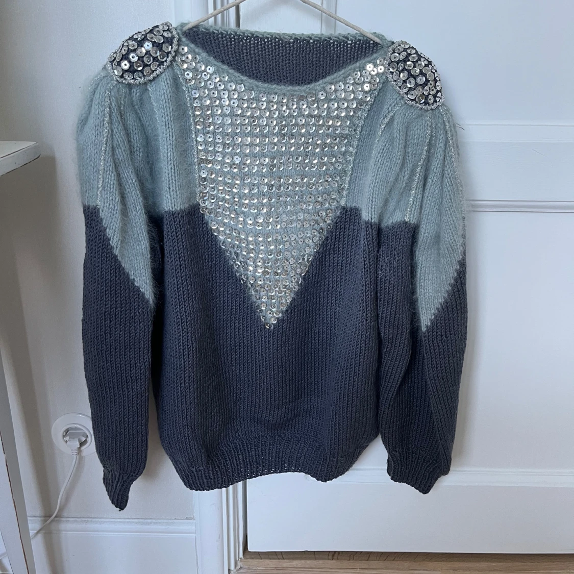 Stickad tröja