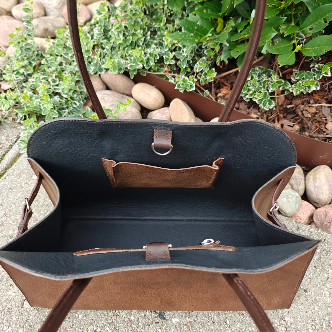 Handsydd läderväska - 92