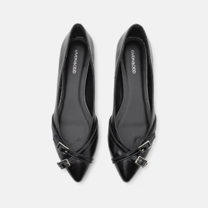 Ballerina skor - Supersnygga ballerinaskor nu till sommaren/hösten! Helt nya och aldrig använda, säljer då de är för små för mig🙃❣️❣️