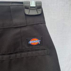 Byxor från Dickies köpta på Junkyard för 600kr. använda en gång.👖✌️