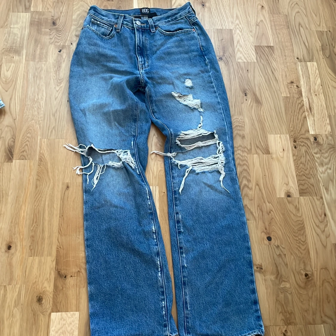 Blå bootcut jeans från BDG