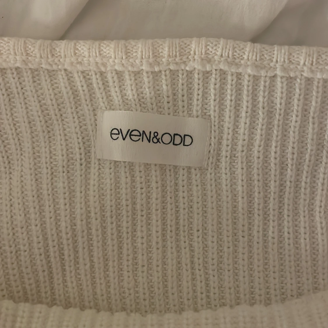 Vit stickad tröja från Even&Odd - 90