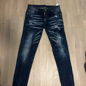 Dsq oanvända ! - Tjenare letar du efter dsq så har du kommit rätt här har du ett par dsq i färgen blå helt nya aldrig använda ba provat men Nt annars !!! Skick 10/10