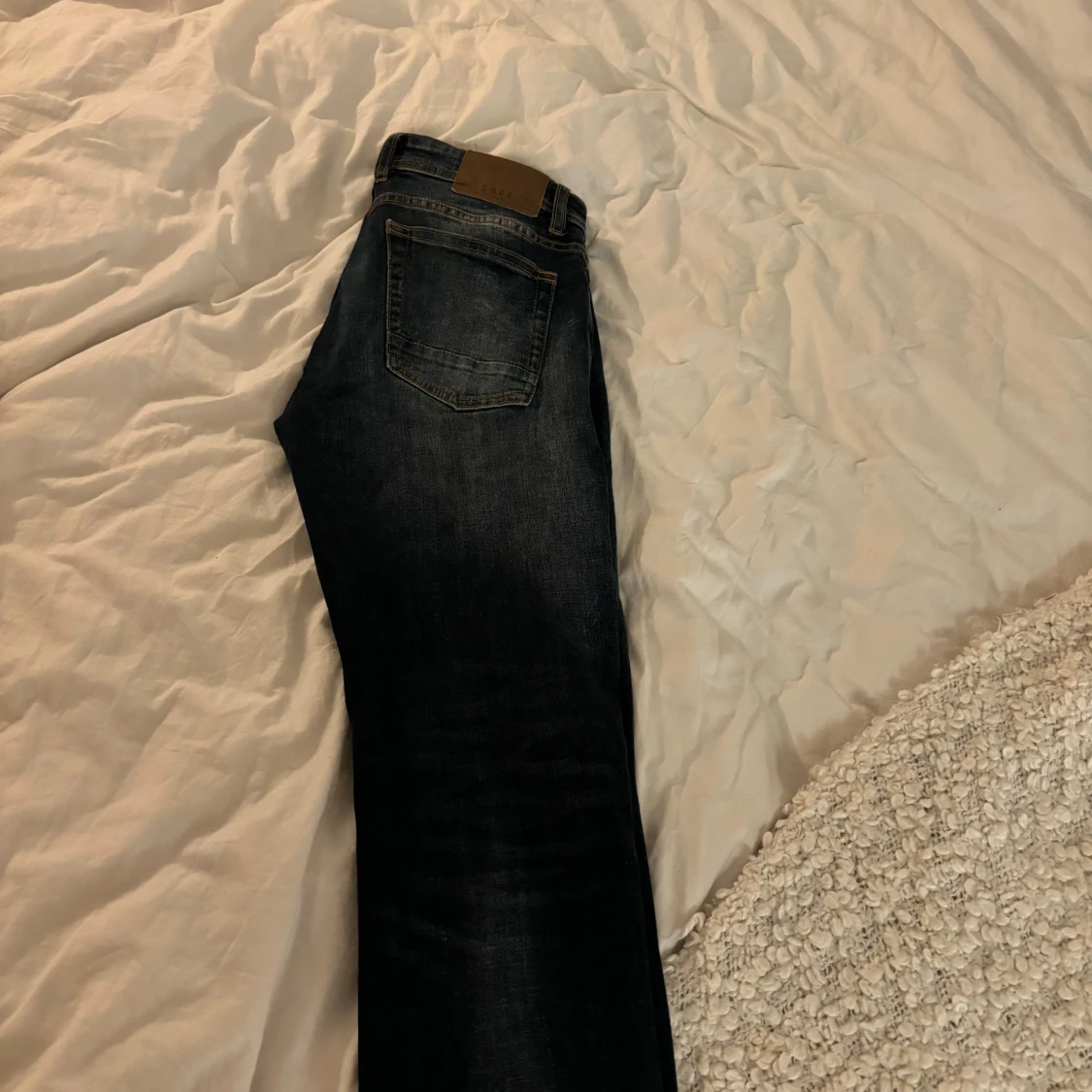 Mörkblå jeans - 92