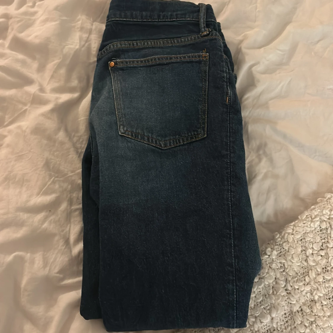 Blå slim fit jeans från H&M - 91