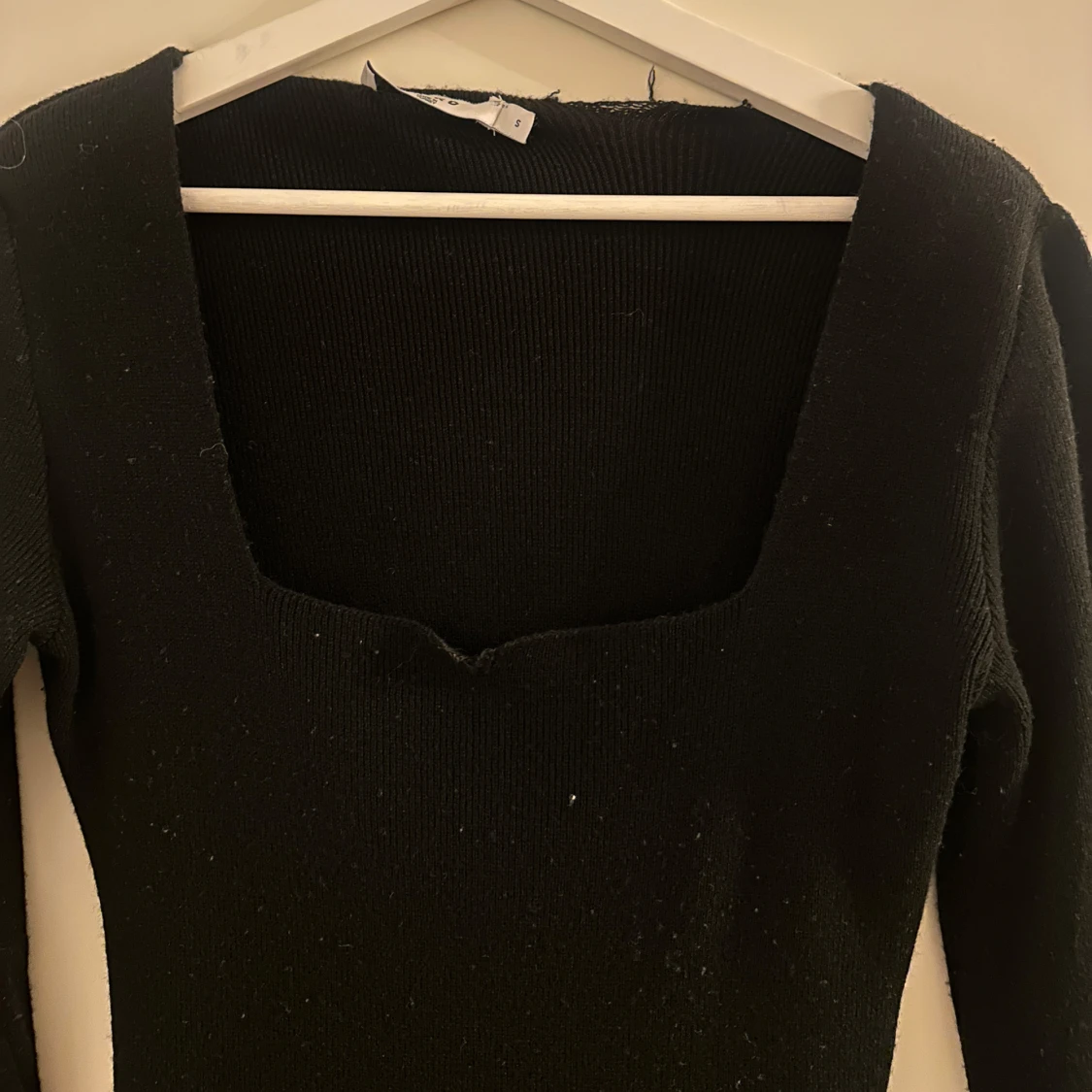 Svart långklänning med slits - 92