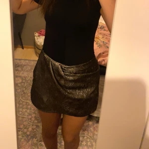 Zara kjol - Detta är en byxkjol jag säljer som inte används 
