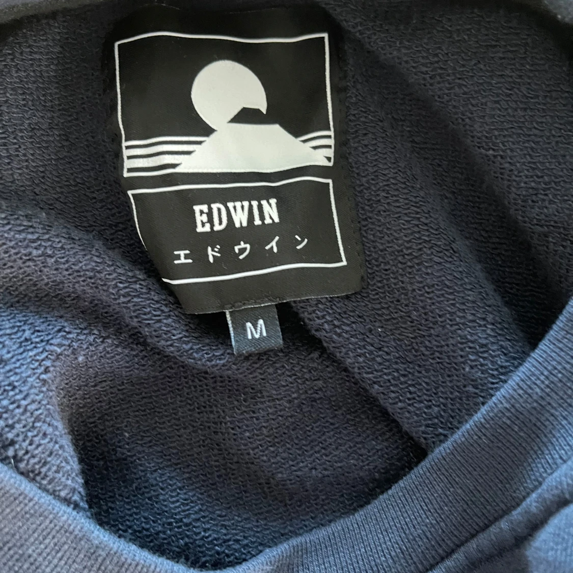 Mörkblå sweatshirt från Edwin - 3