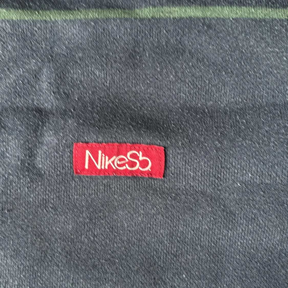 Mörkblå tröja från Nike SB - 1