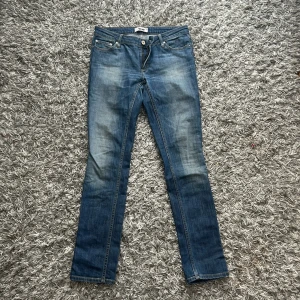 Acne studios jeans  - Acne studios jeans | skick 8/10 (korta fickor) | strl 31/32 | mitt pris 499