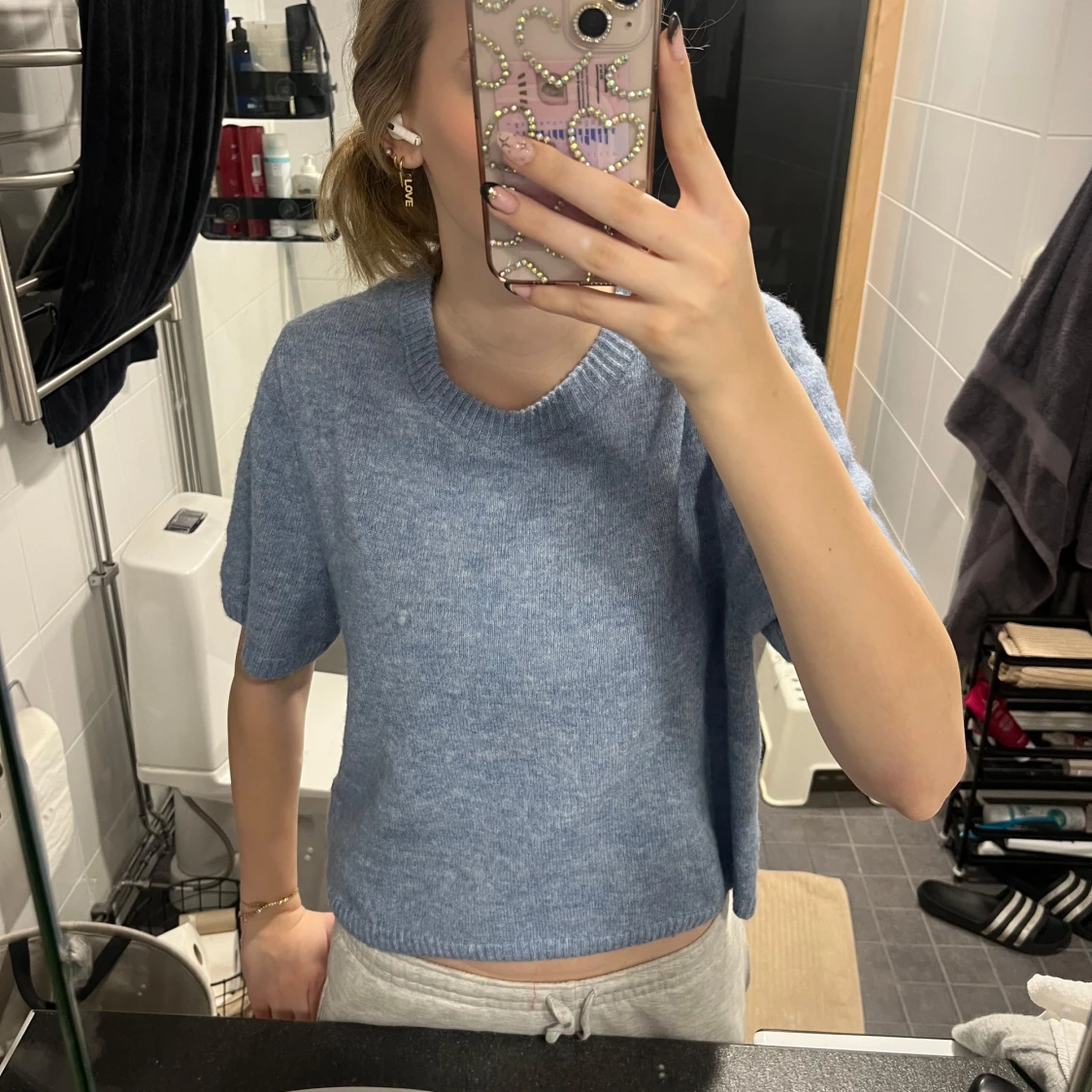 Blå stickad tröja - 1