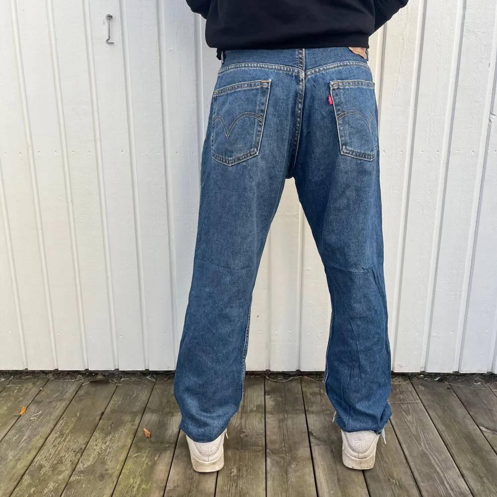 Skicka meddelande om du har frågor och om du vill ha flera bilder🤝⭐️. Jeans & Byxor.