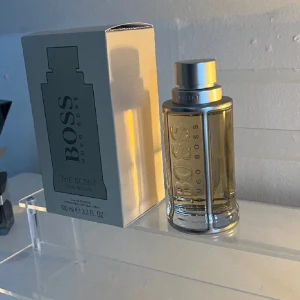Hugo boss parfym  - Ny Hugo boss parfym, använd ca 3 sprut. Köpt på kicks 