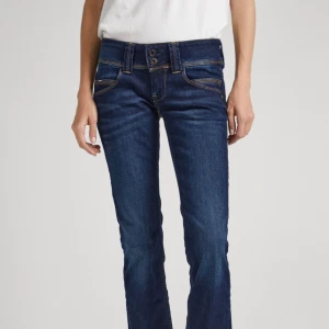 Pepe jeans - Säljer mina nästan oanvända pepe jeans. Storlek 24/32. Modellen Venus. Köpt för 1000kr, säljer för 750kr. Inga skador eller defekter 🤗