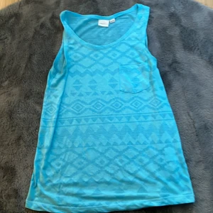 Träningslinne - Fint skick, använd mycket